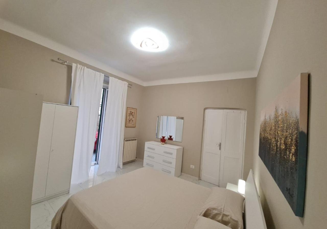 Appartamento Ampio Con 2 Posti Auto E Cortile